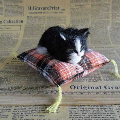 adorable kitten ornament 